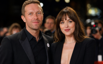chris martin and dakota johnson